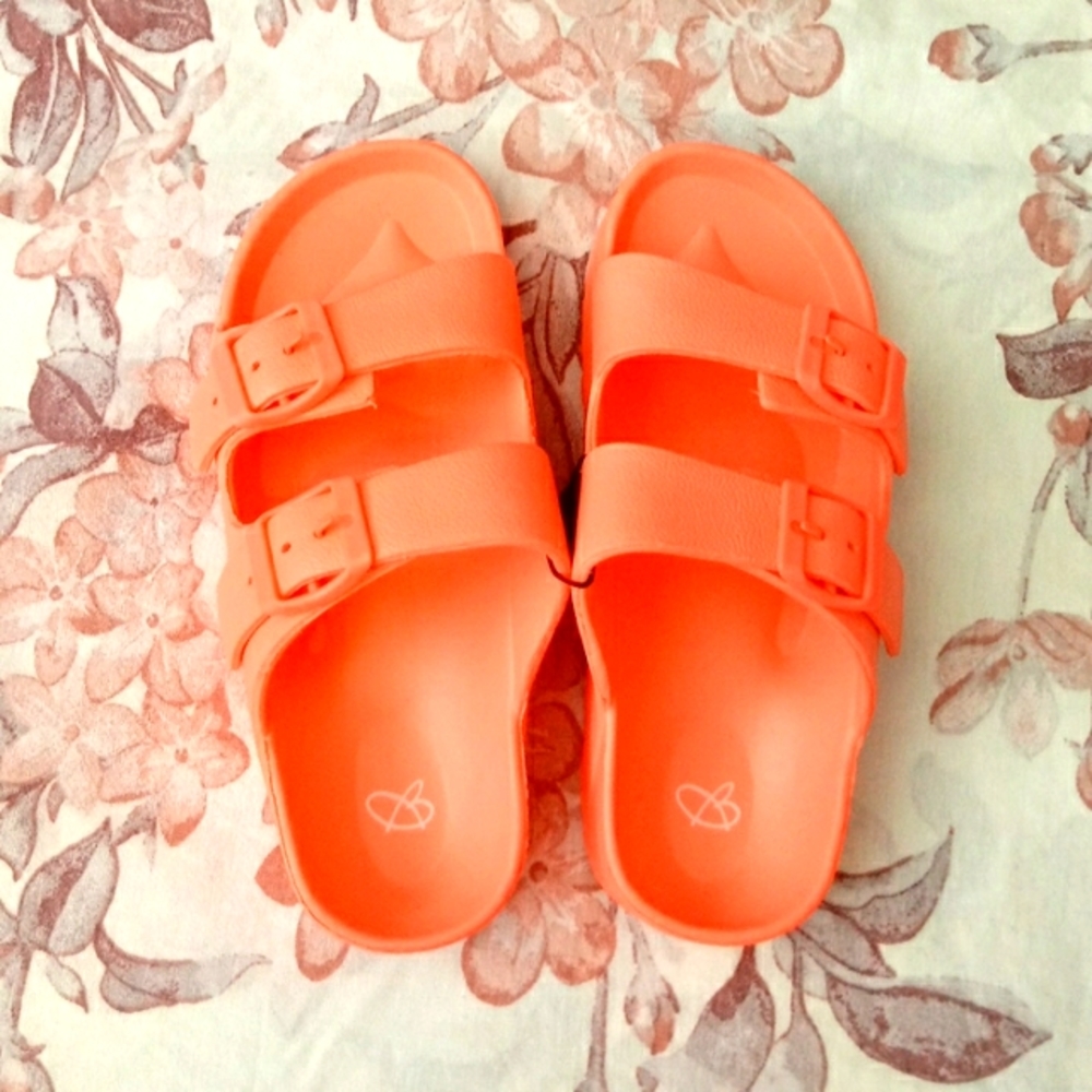 NWT Girls Slide On Sandals